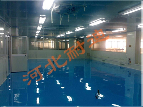 無(wú)溶劑環(huán)氧自流平地坪涂裝 (3)