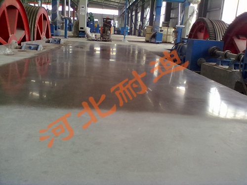 舊混凝土地坪翻新拋光 